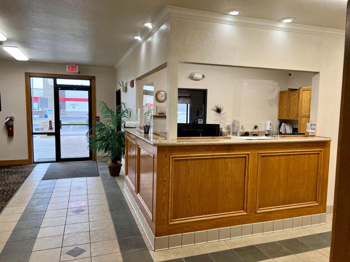 Express Inn & Suites Decatur Экстерьер фото